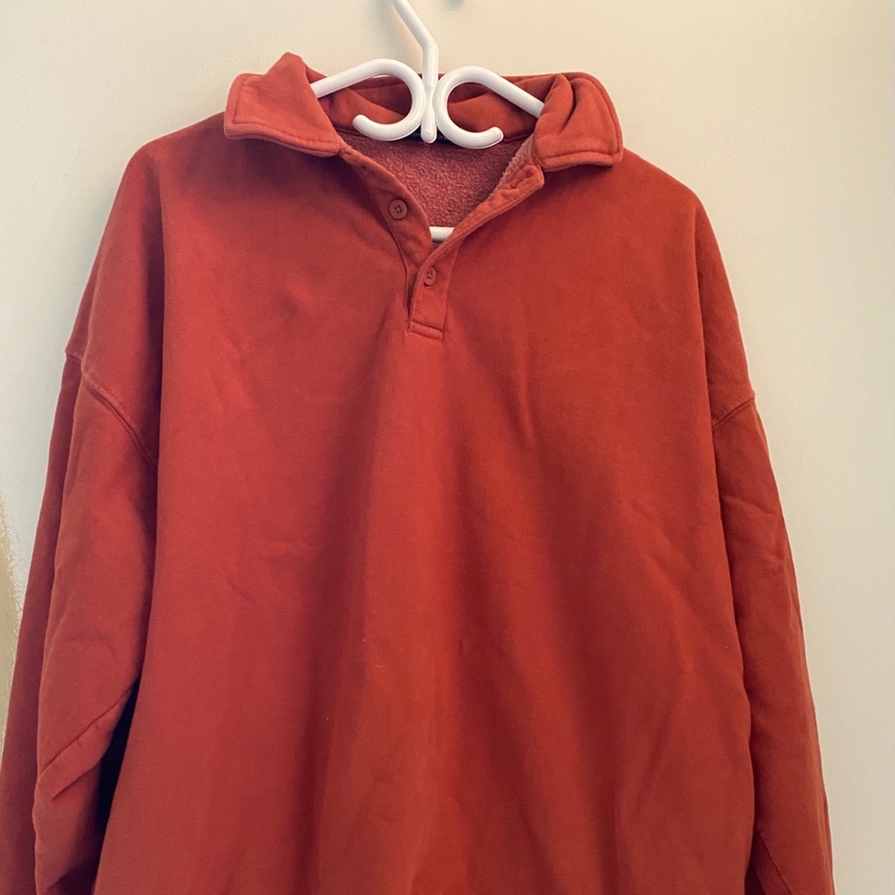 Brandy Melville sweatshirt
